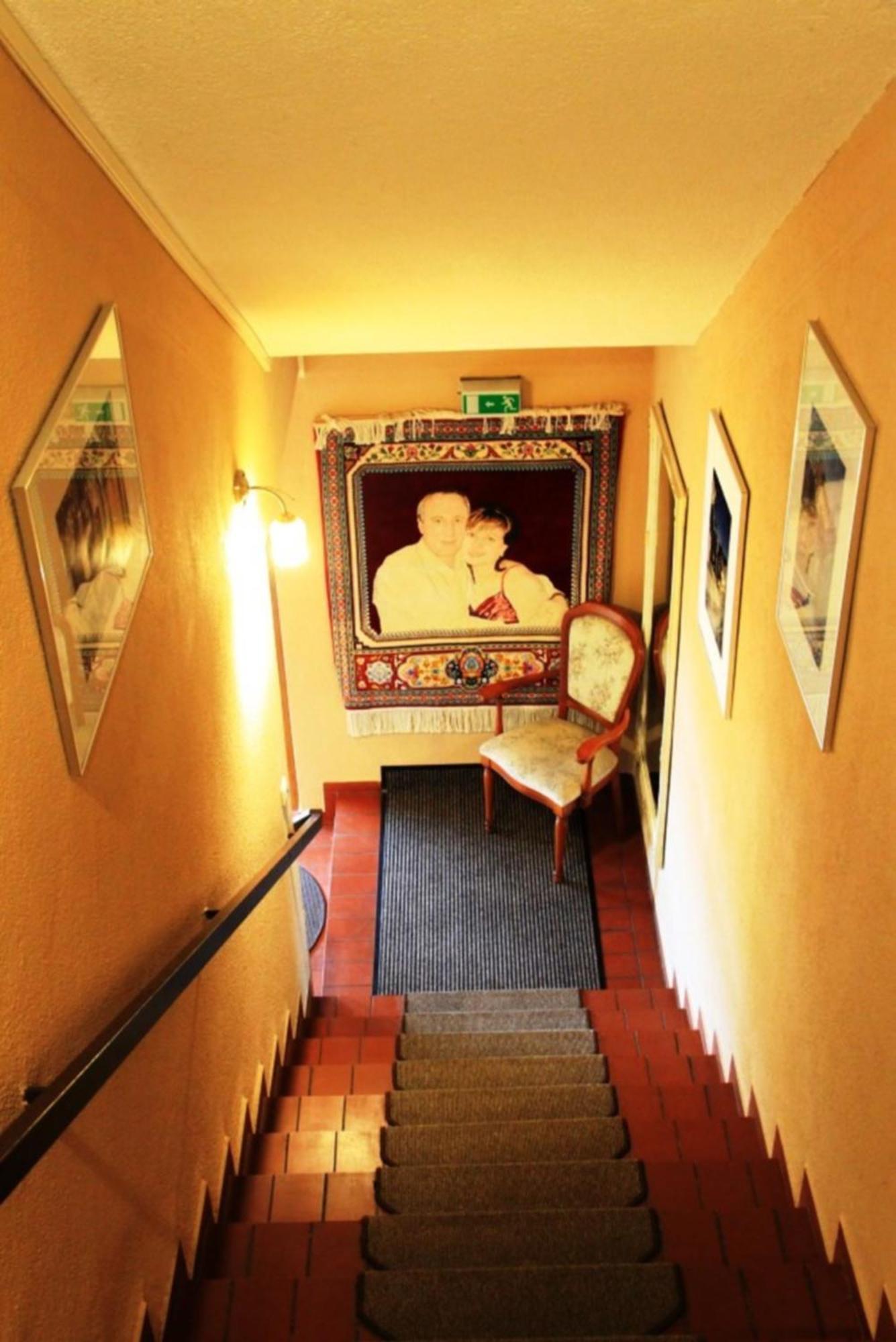 Landgasthof Frankentor Wasserlosen Luaran gambar