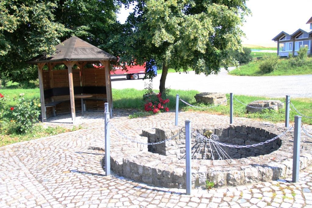 Landgasthof Frankentor Wasserlosen Luaran gambar