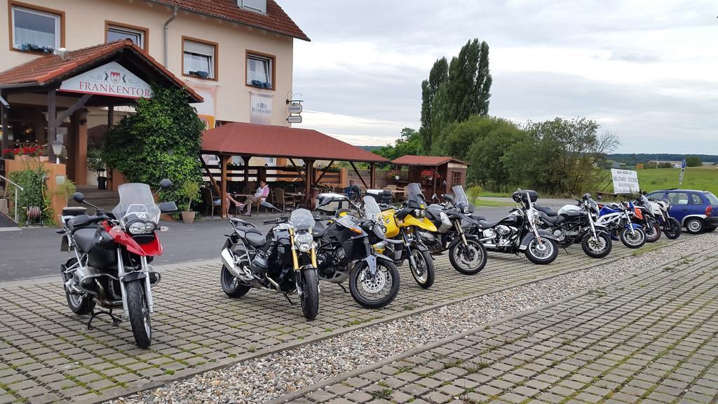 Landgasthof Frankentor Wasserlosen Luaran gambar